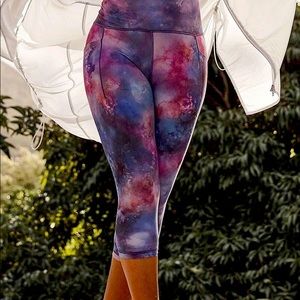 Athleta Salutation II Capri